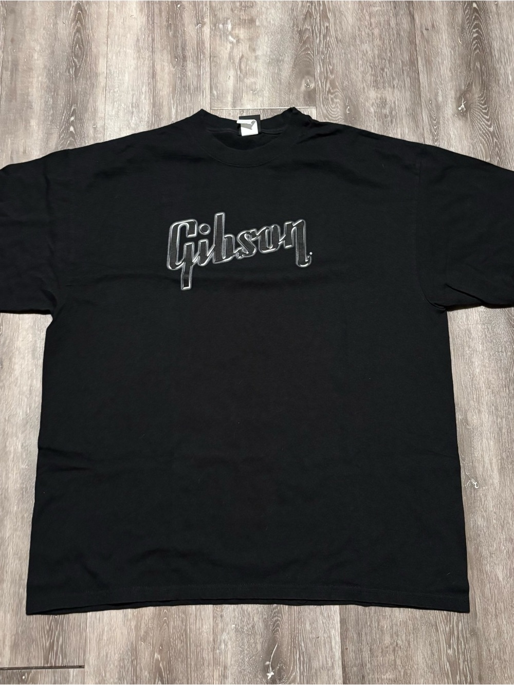 Vintage Y2K/2000s Grunge Black Gibson GuitarStreetwear Skater Tee! XL
